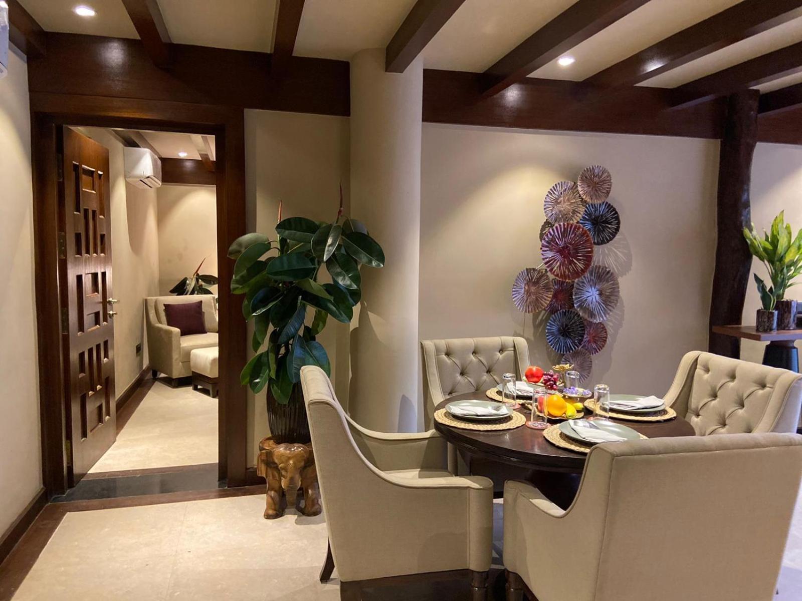 Miraaya Wellness And Golf Resort Chitwan Exteriör bild