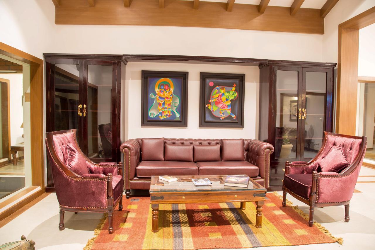 Miraaya Wellness And Golf Resort Chitwan Exteriör bild