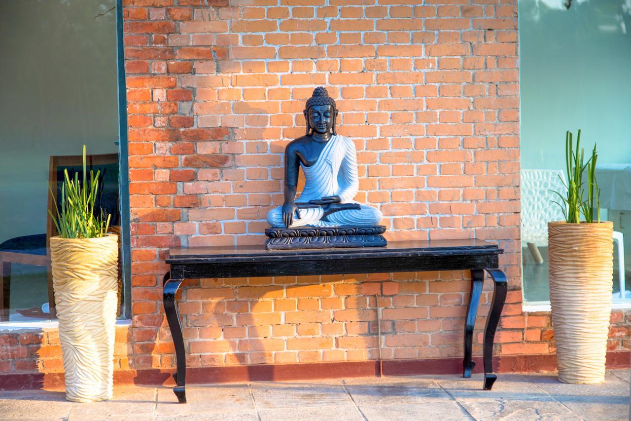 Miraaya Wellness And Golf Resort Chitwan Exteriör bild